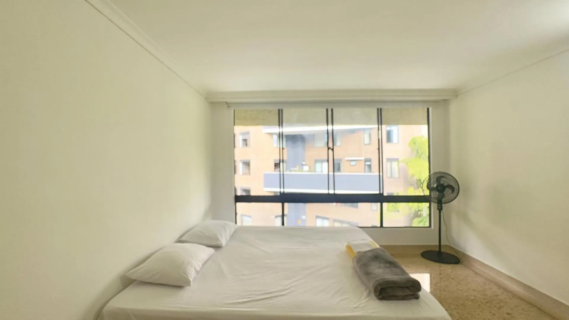 4Br 240 M Pool Next To El Tesoro Mall Medellín 0*,  Colombia