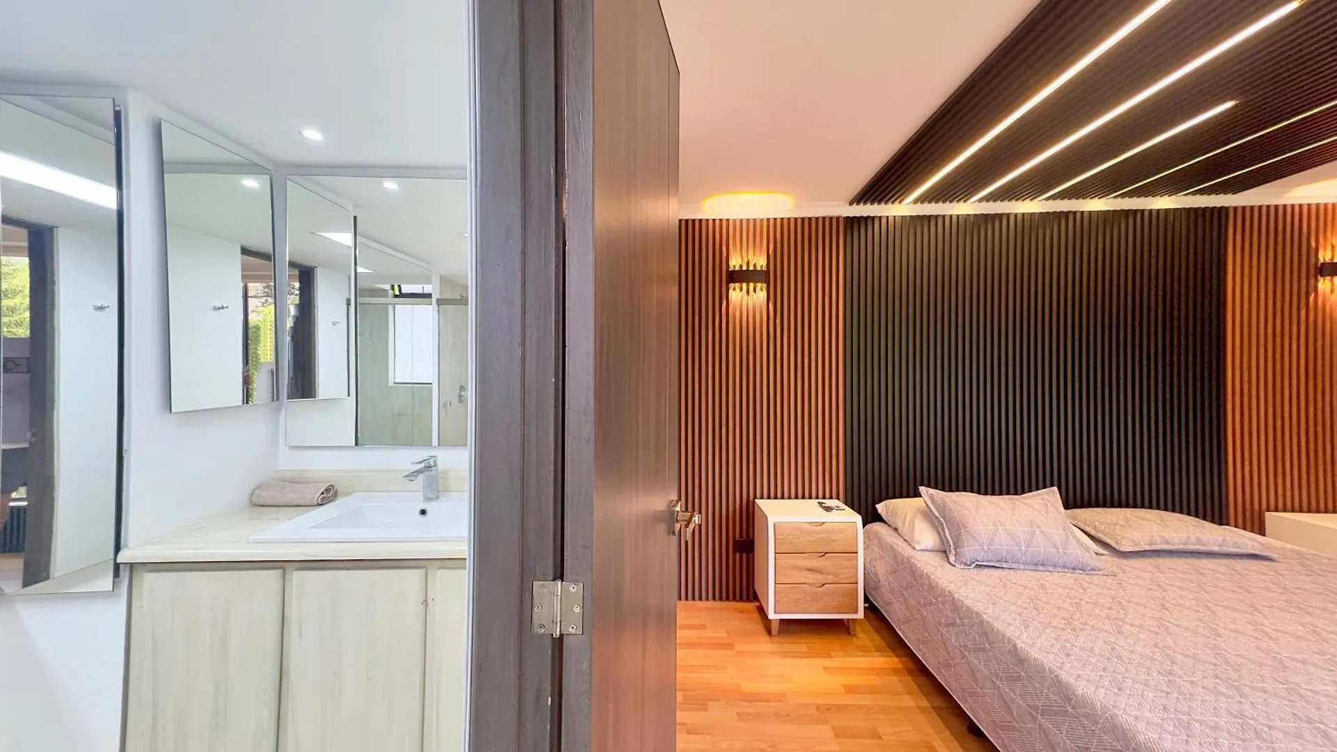 4Br 240 M Pool Next To El Tesoro Mall Medellín Apartamento