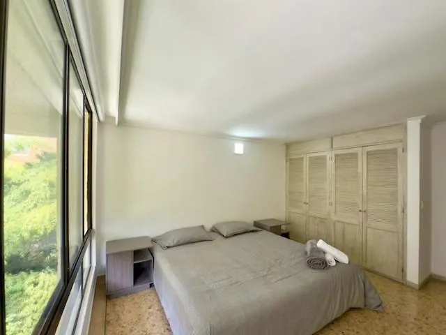 4Br 240 M Pool Next To El Tesoro Mall Medellín Apartmán