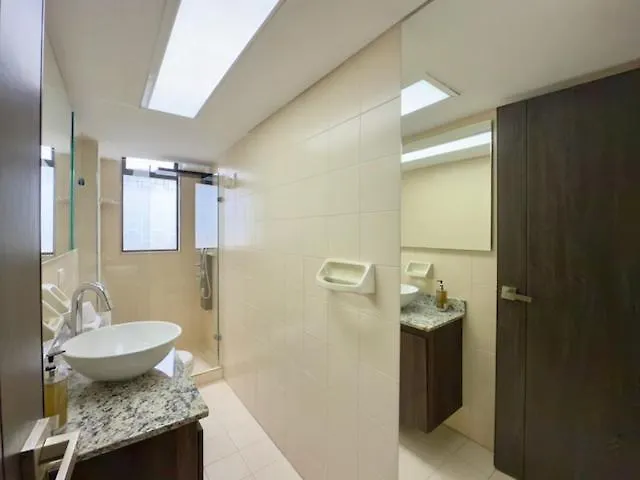 4Br 240 M Pool Next To El Tesoro Mall Medellín Apartamento