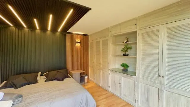 4Br 240 M Pool Next To El Tesoro Mall Medellín Apartmán