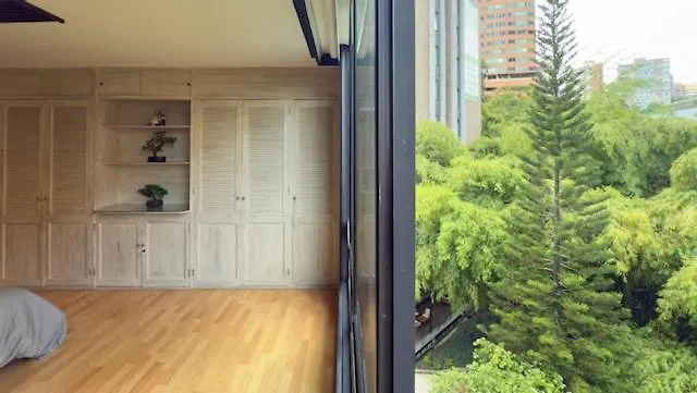 4Br 240 M Pool Next To El Tesoro Mall Medellín