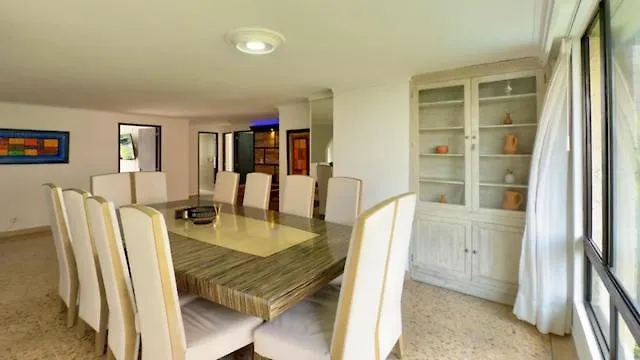 Apartmán 4Br 240 M Pool Next To El Tesoro Mall Medellín Kolumbie