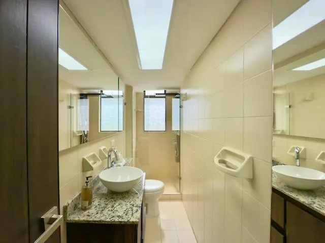 Apartmán 4Br 240 M Pool Next To El Tesoro Mall Medellín Kolumbie