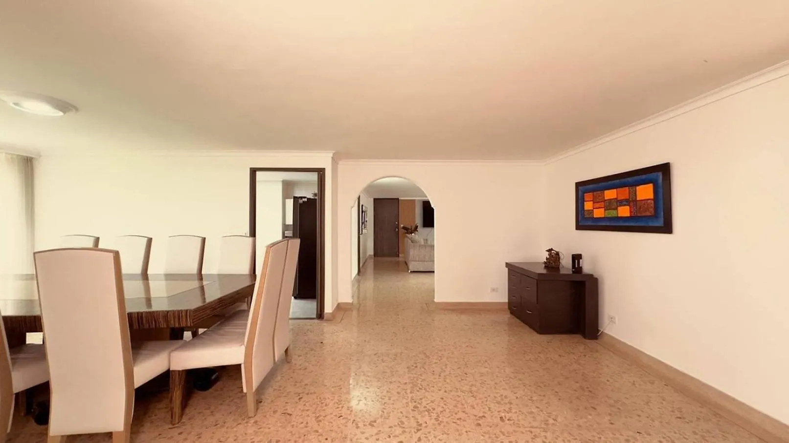 4Br 240 M Pool Next To El Tesoro Mall Medellin 0*,