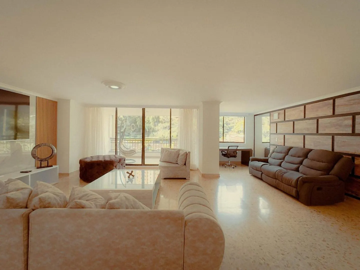 Apartment 4Br 240 M Pool Next To El Tesoro Mall Medellin Colombia