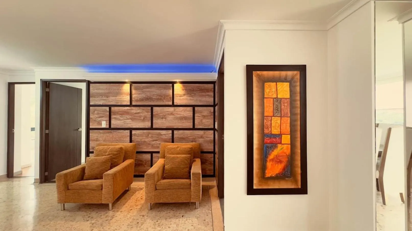 4Br 240 M Pool Next To El Tesoro Mall Medellin Apartment